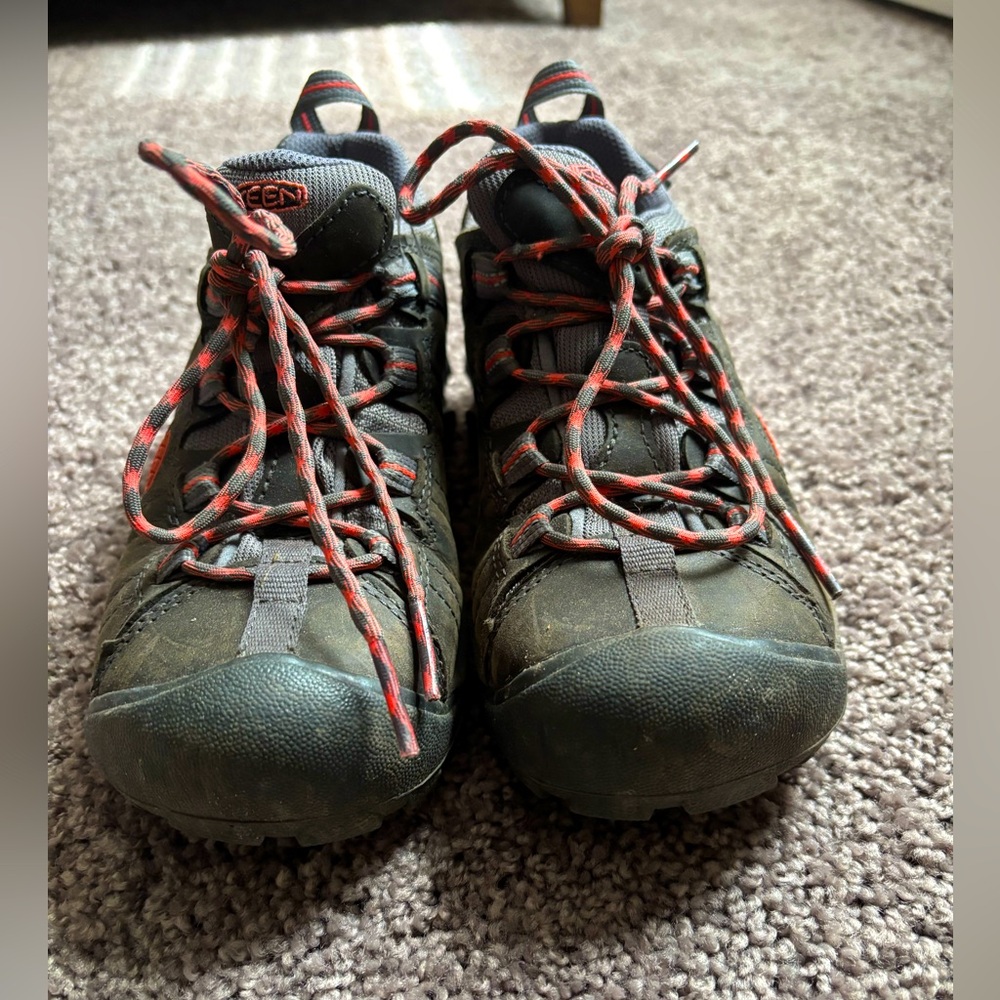 Keen Targhee Hiking Shoes